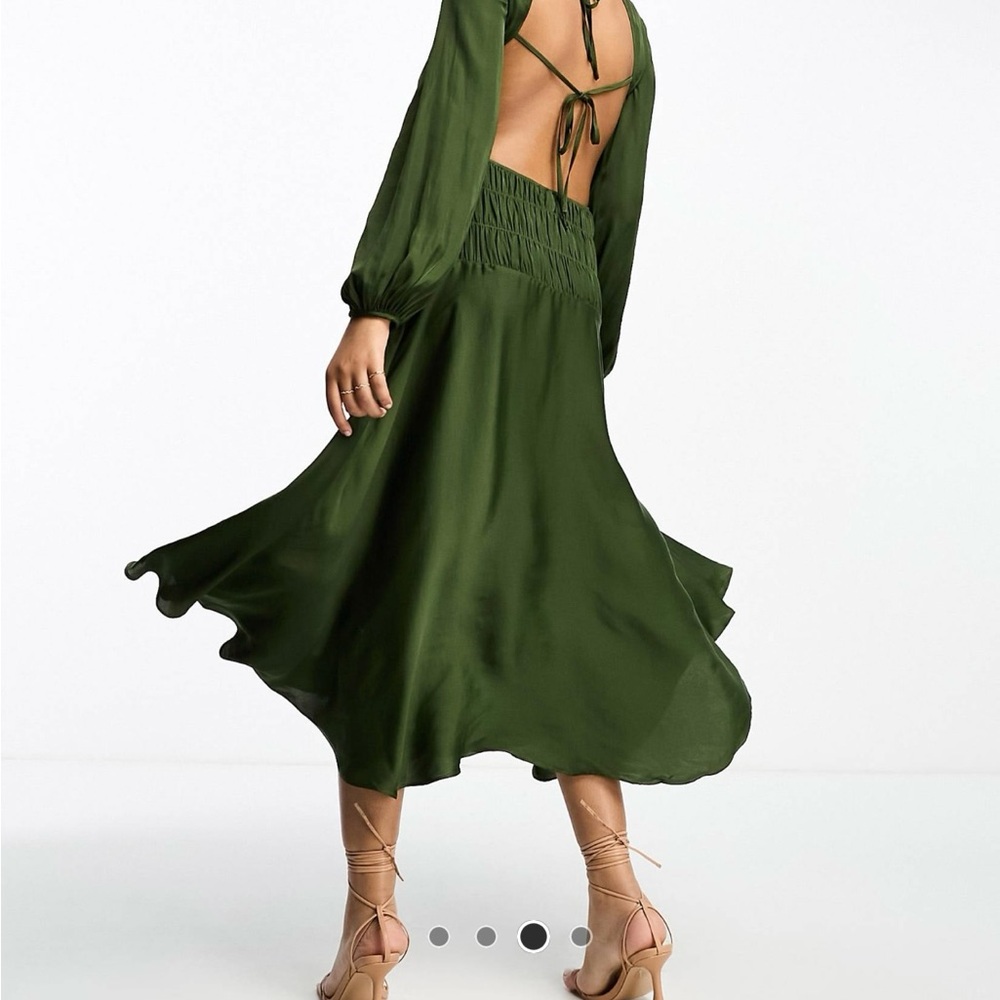 Elegant Green Maxi Dress - Picture 2 of 2